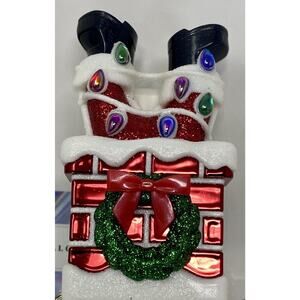 Bath & Body Works Wallflowers Fragrance Plug In - Santa Upside Down In Chimney